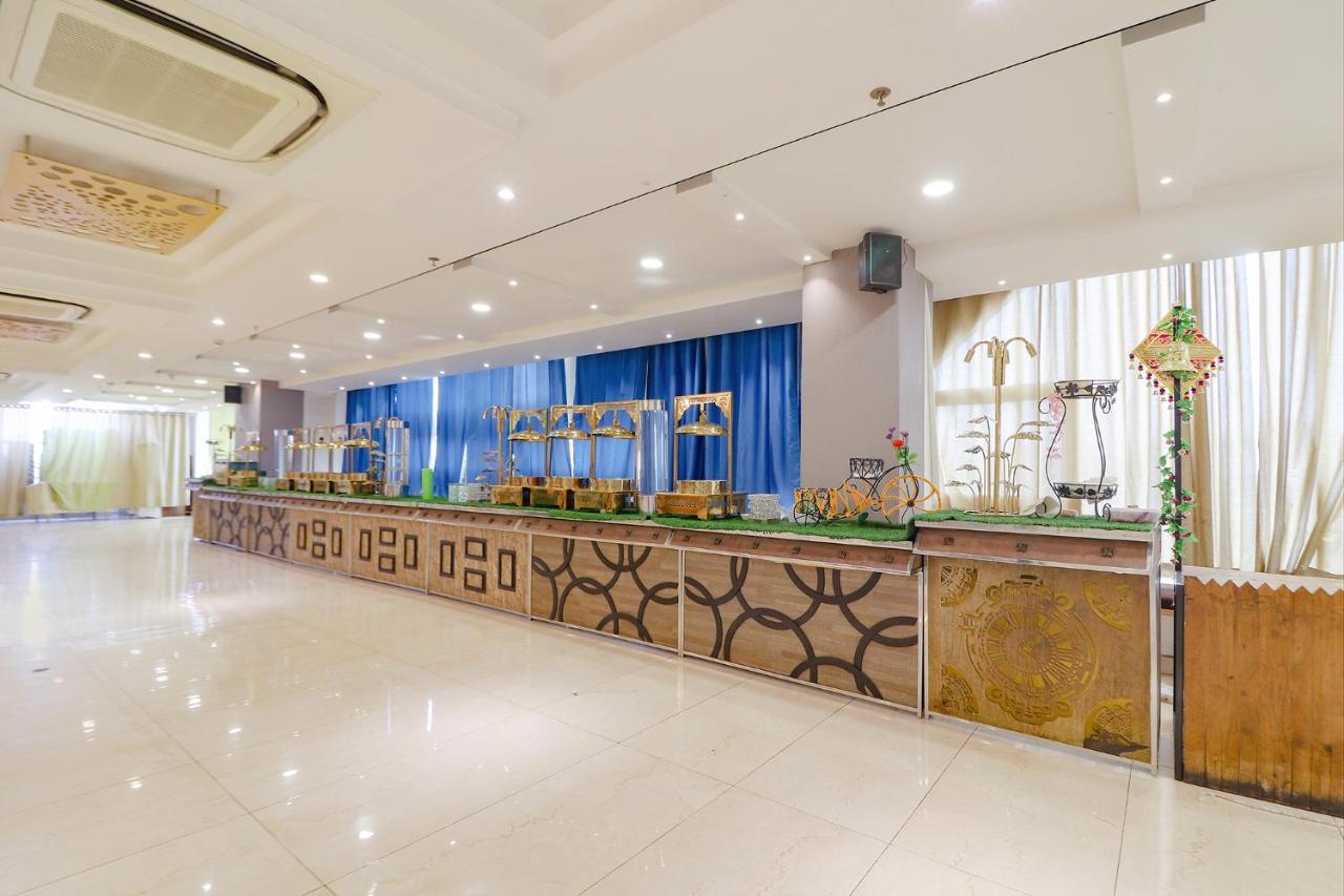 Fabhotel Aamantran & Banquet Halls - Nr Rtc X Roads Metro Station Hyderabad Exterior foto